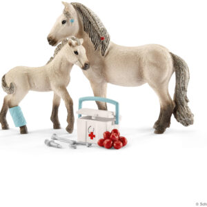 Horse Club Hannah'S First-Aid Kit