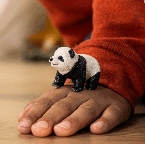 schleich giant panda cub