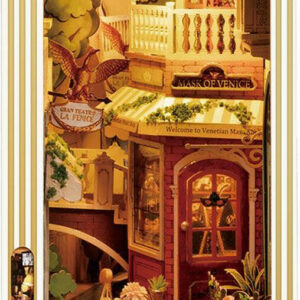 The Town of Venice Book Nook & Wonderland