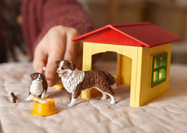 schleich Friendly Dog House
